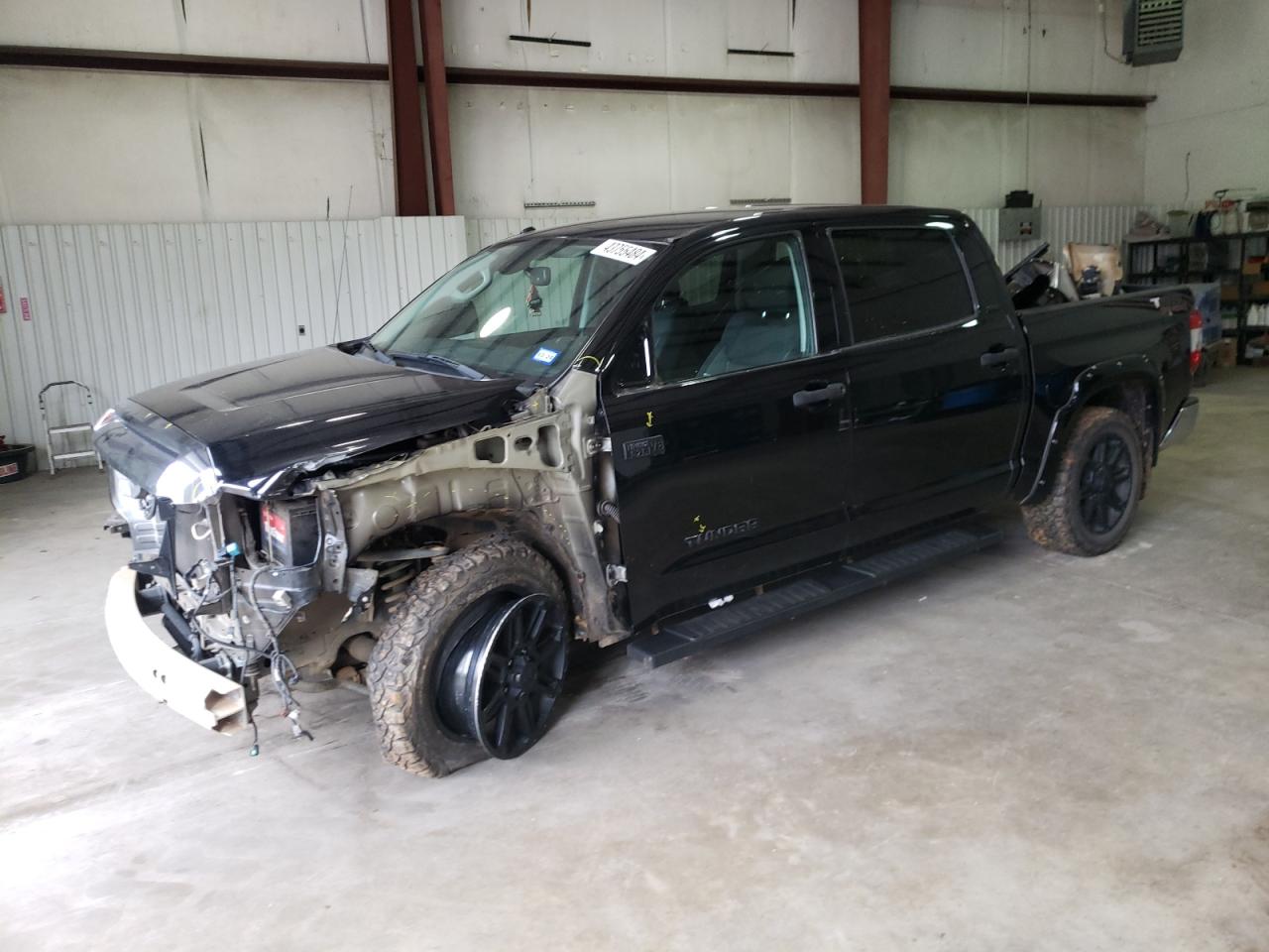 toyota tundra 2018 5tfey5f10jx235986