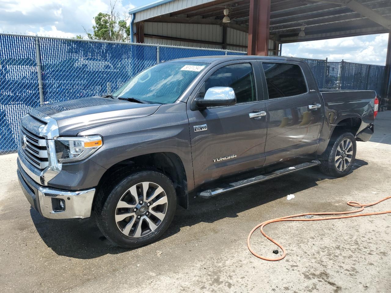 toyota tundra 2018 5tfhw5f11jx766763