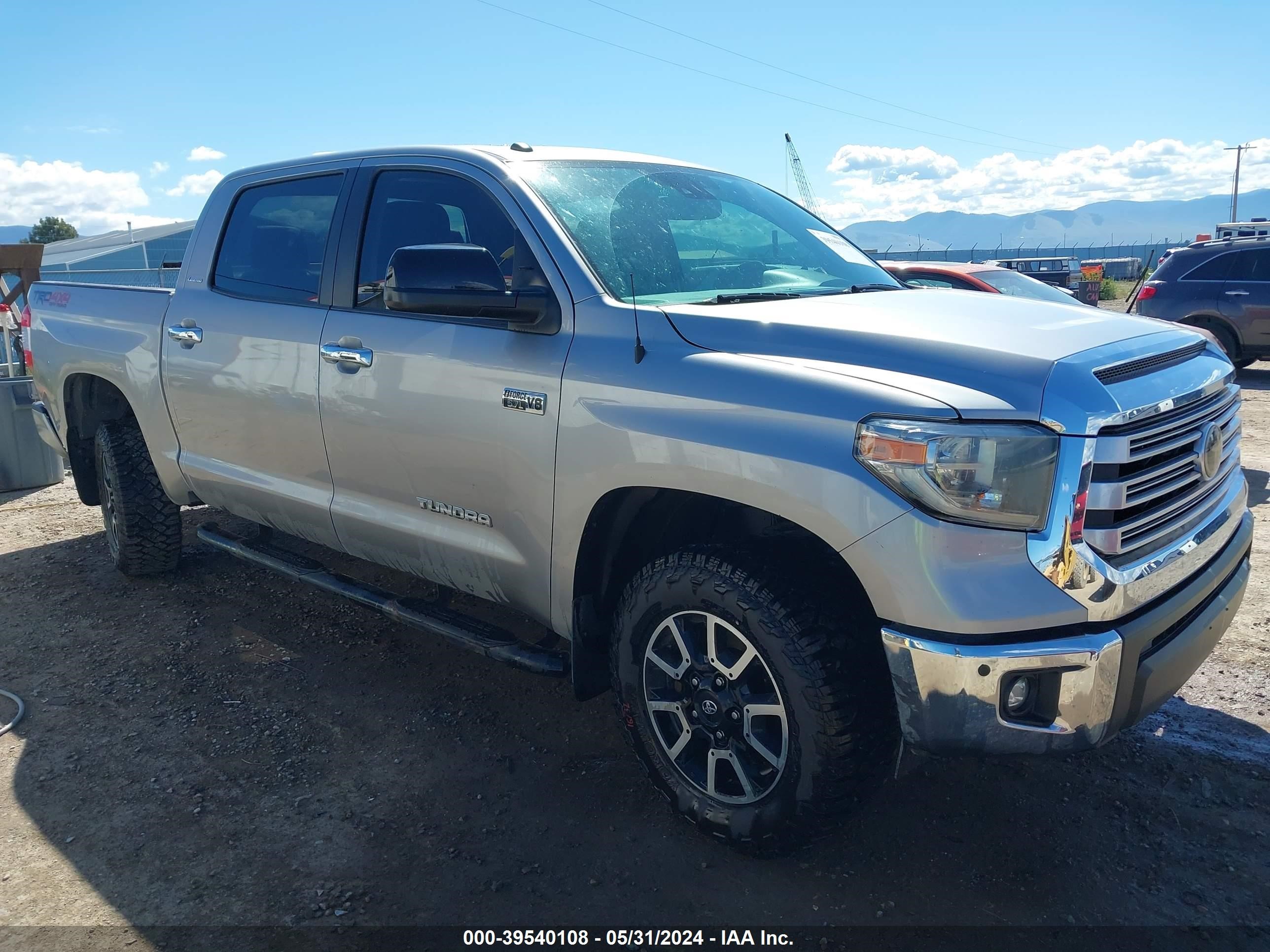 toyota tundra 2018 5tfhy5f1xjx726918