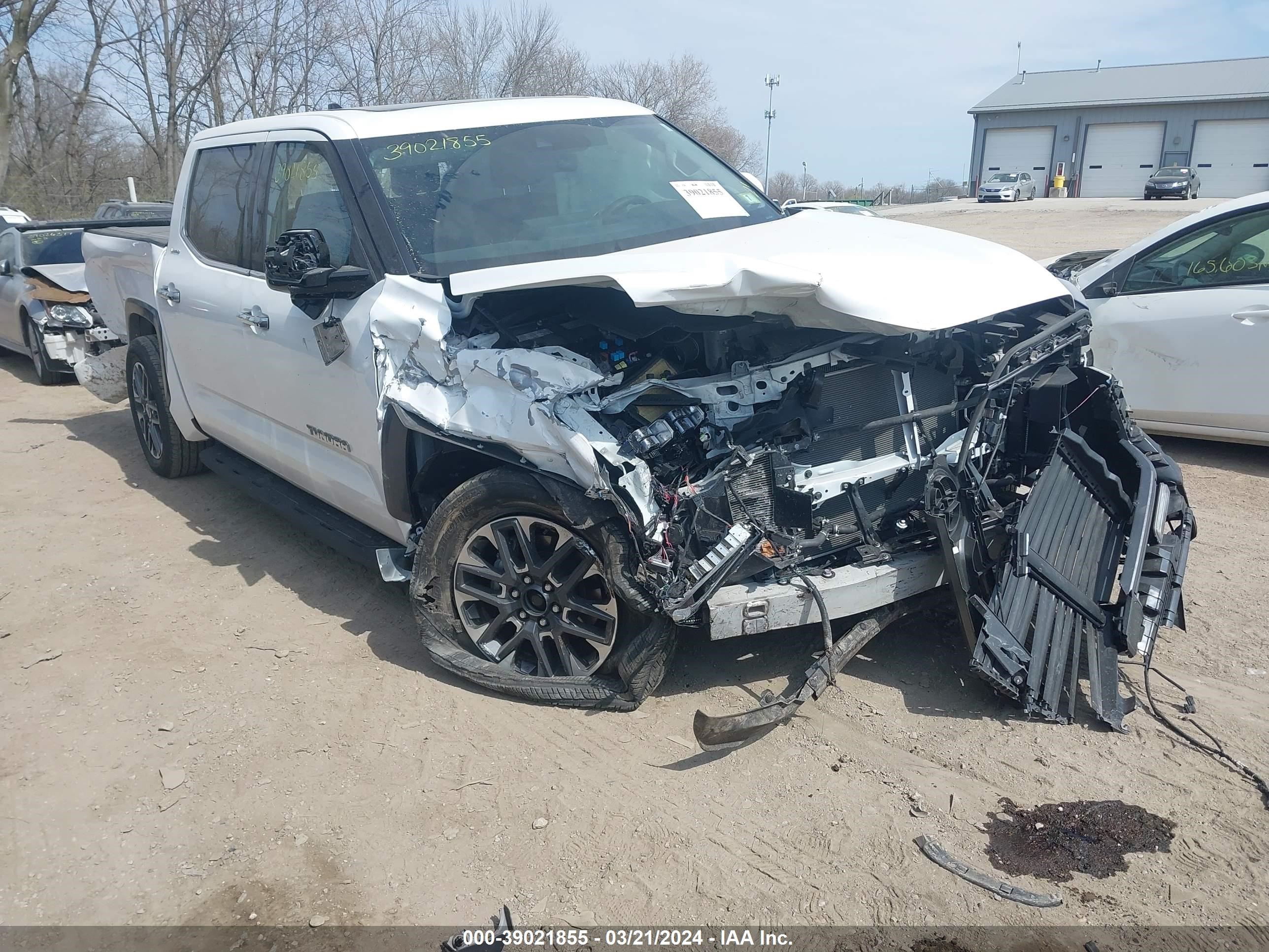 toyota tundra 2023 5tfja5db0px067659