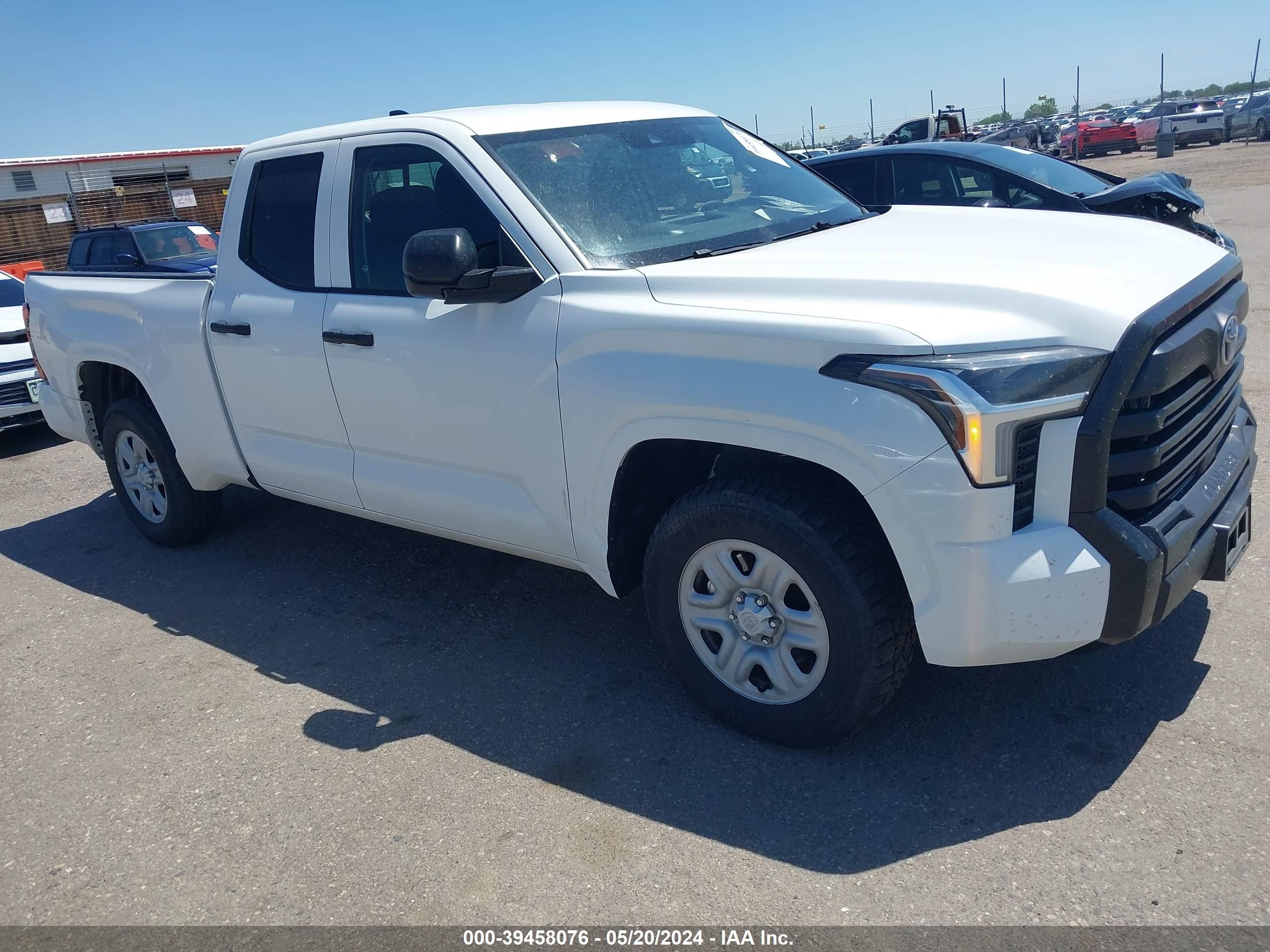 toyota tundra 2022 5tfkb5aa0nx014566