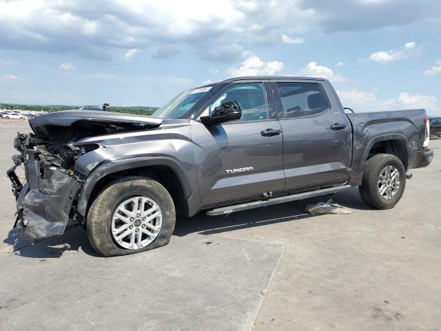 toyota tundra cre 2022 5tfla5ab8nx009597