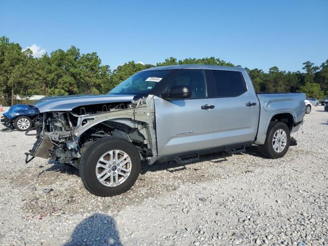 toyota tundra cre 2022 5tfla5db5nx010640