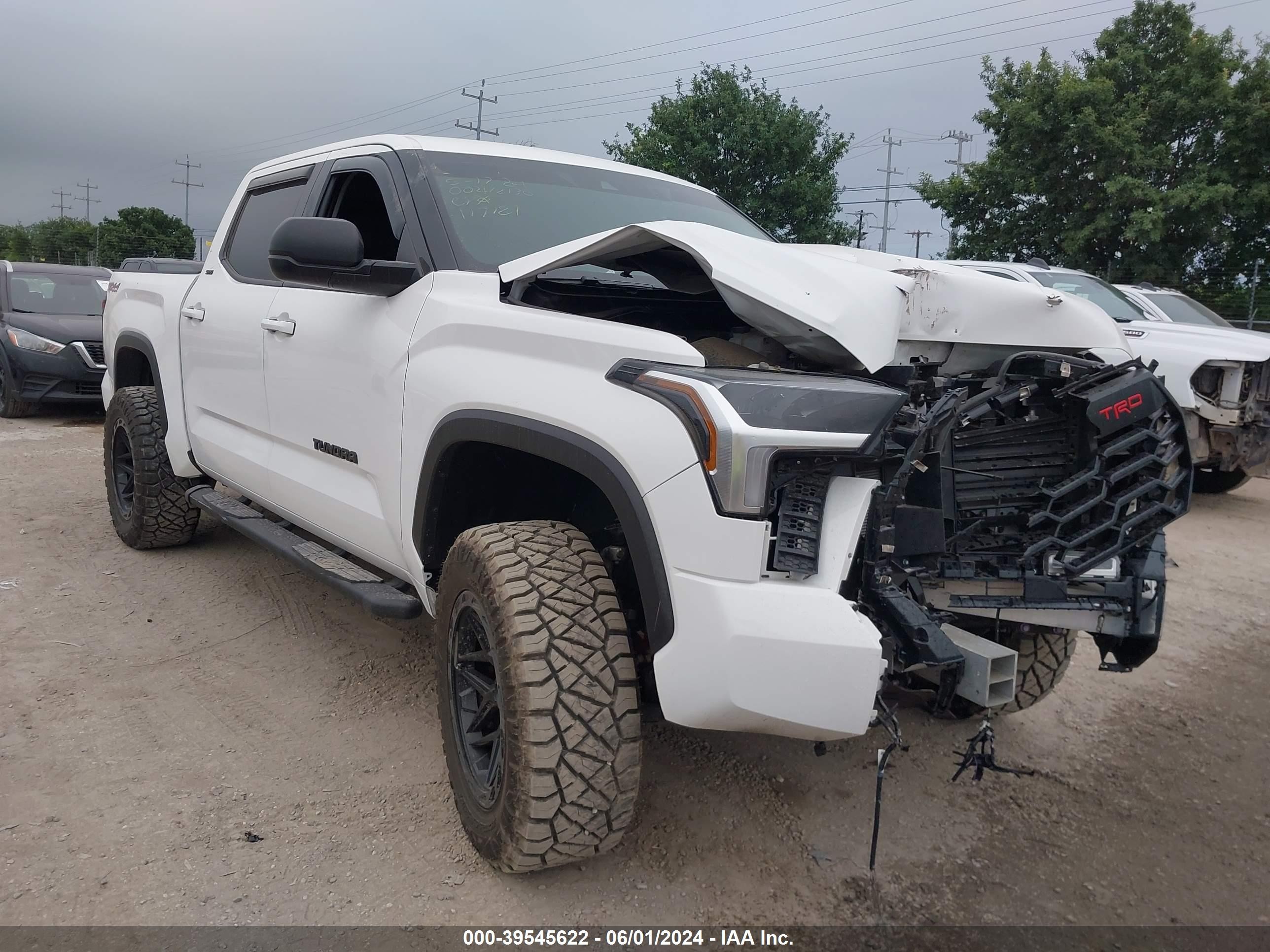 toyota tundra 2023 5tfla5db8px117121