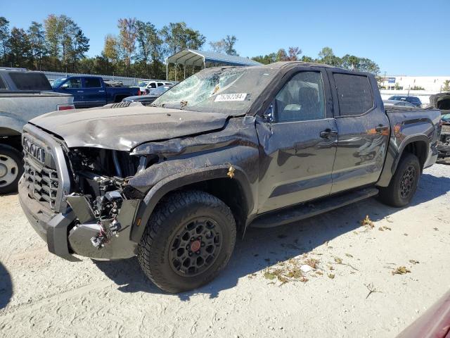 toyota tundra cre 2024 5tfpc5db1rx081464