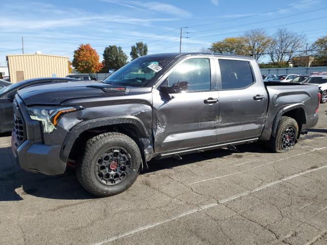 toyota tundra cre 2024 5tfpc5db2rx058677