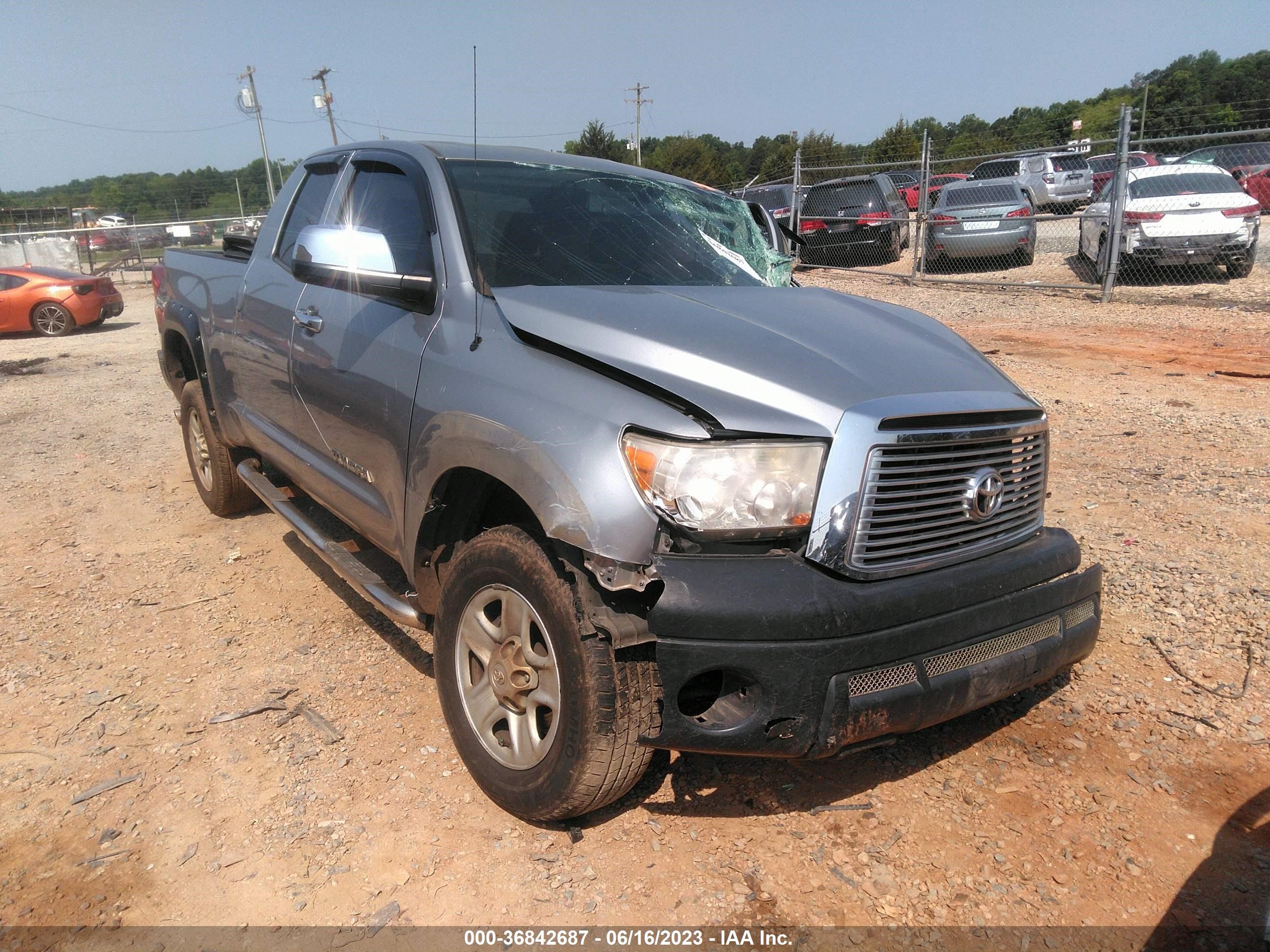 toyota tundra 2013 5tfru5f17dx029520