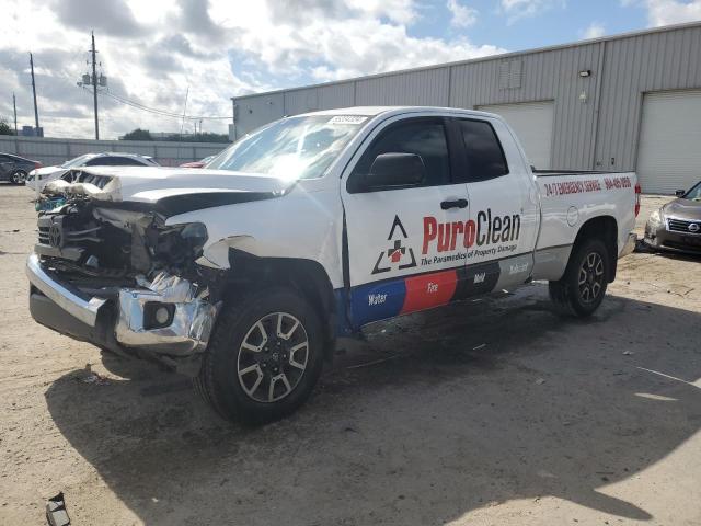 toyota tundra 2014 5tfry5f16ex168284