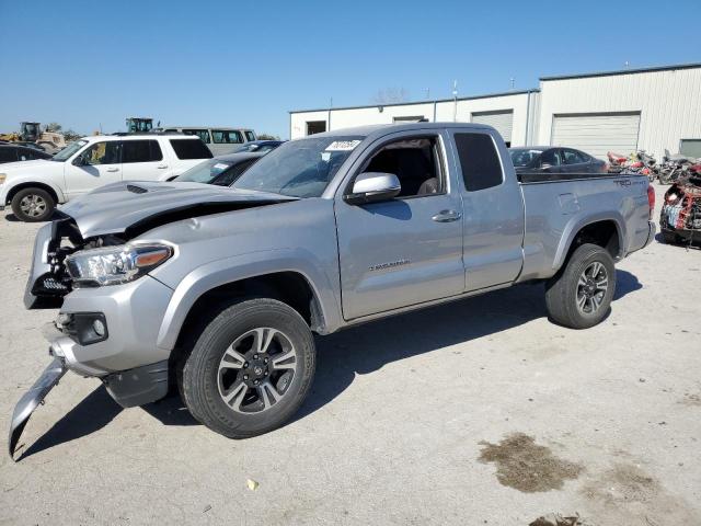 toyota tacoma acc 2016 5tfrz5cn2gx015926