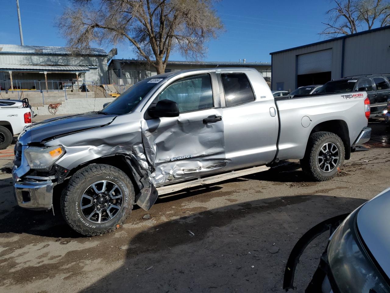 toyota tundra 2015 5tfuw5f16fx443055