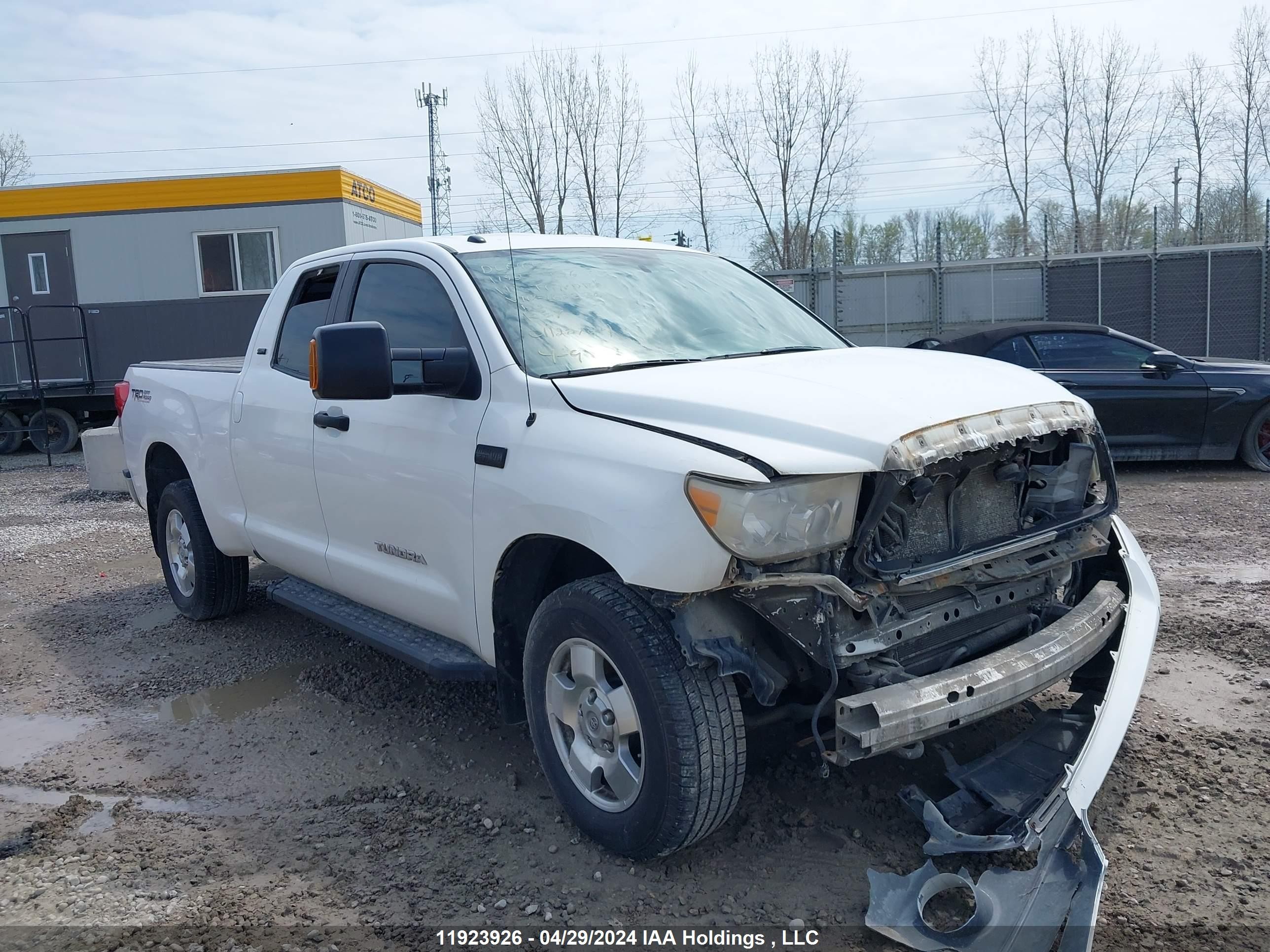 toyota tundra 2011 5tfuy5f15bx162336