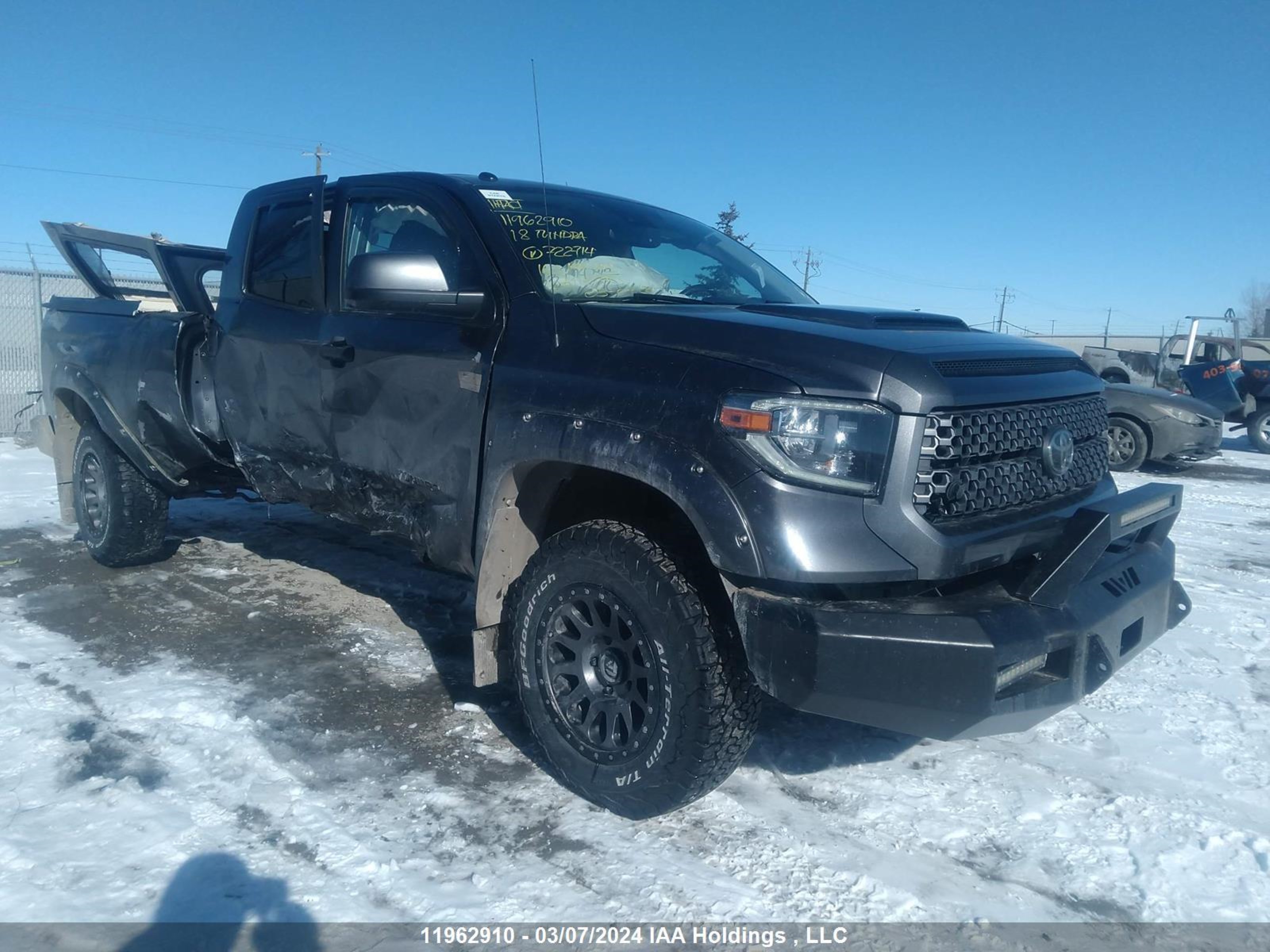 toyota tundra 2018 5tfuy5f19jx722714