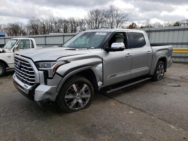 toyota tundra cre 2022 5tfvc5db6nx005594