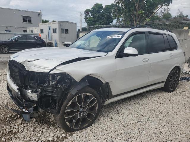 bmw x7 xdrive4 2023 5ux23em03p9p67935