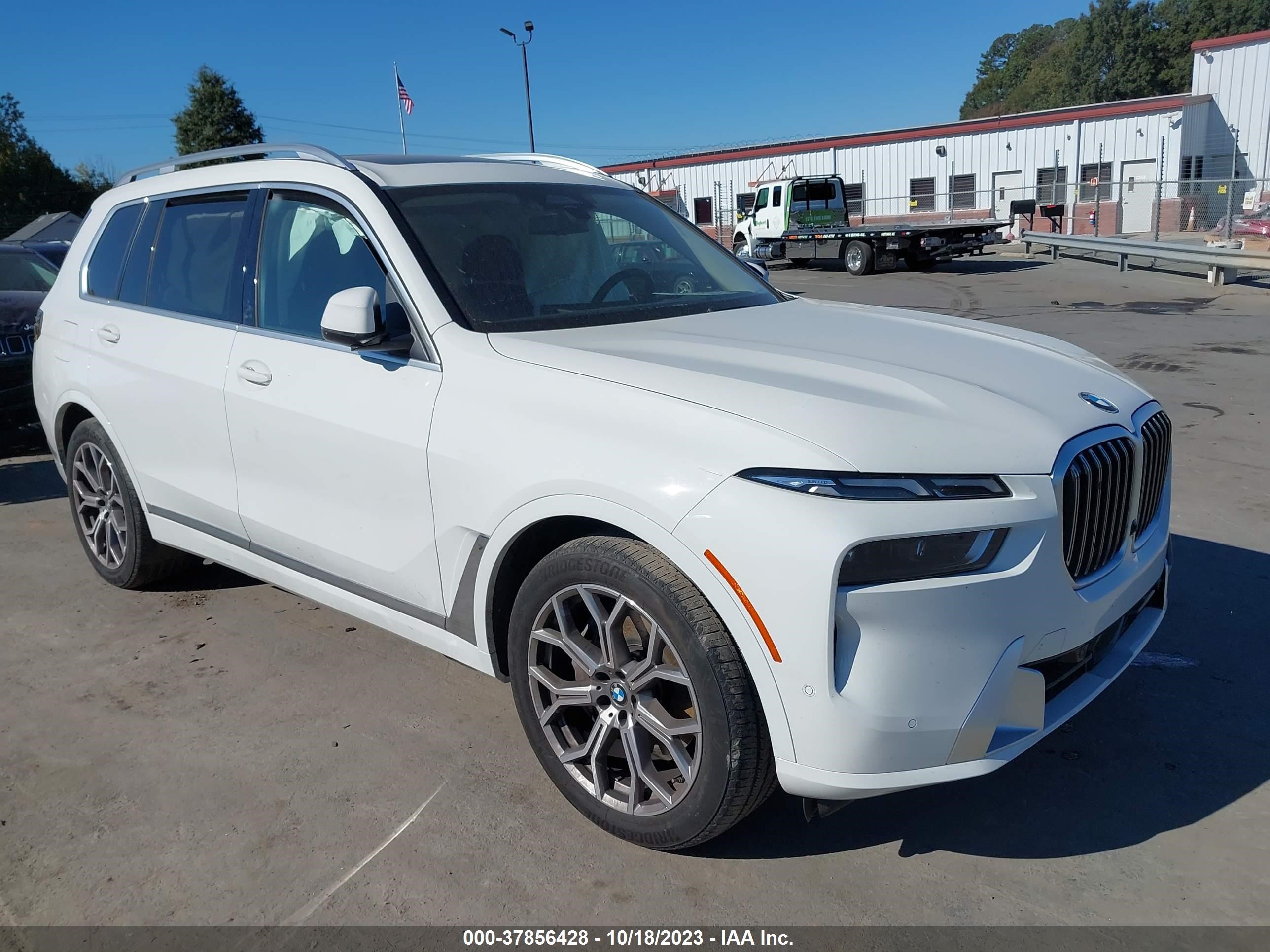 bmw x7 2023 5ux23em04p9p67460