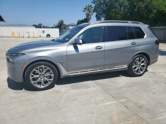 bmw x7 xdrive4 2023 5ux23em05p9p12029