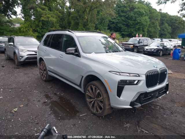 bmw x7 2023 5ux33em02p9r02164