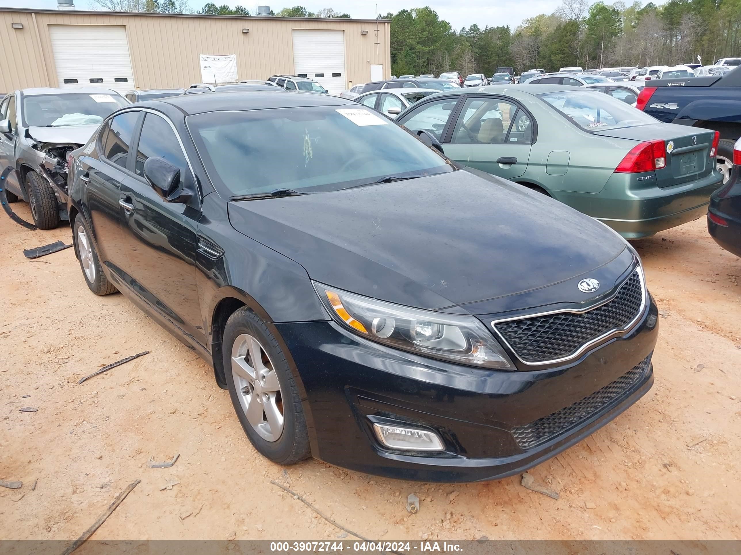 kia optima 2015 5xxgm4a71fg389177