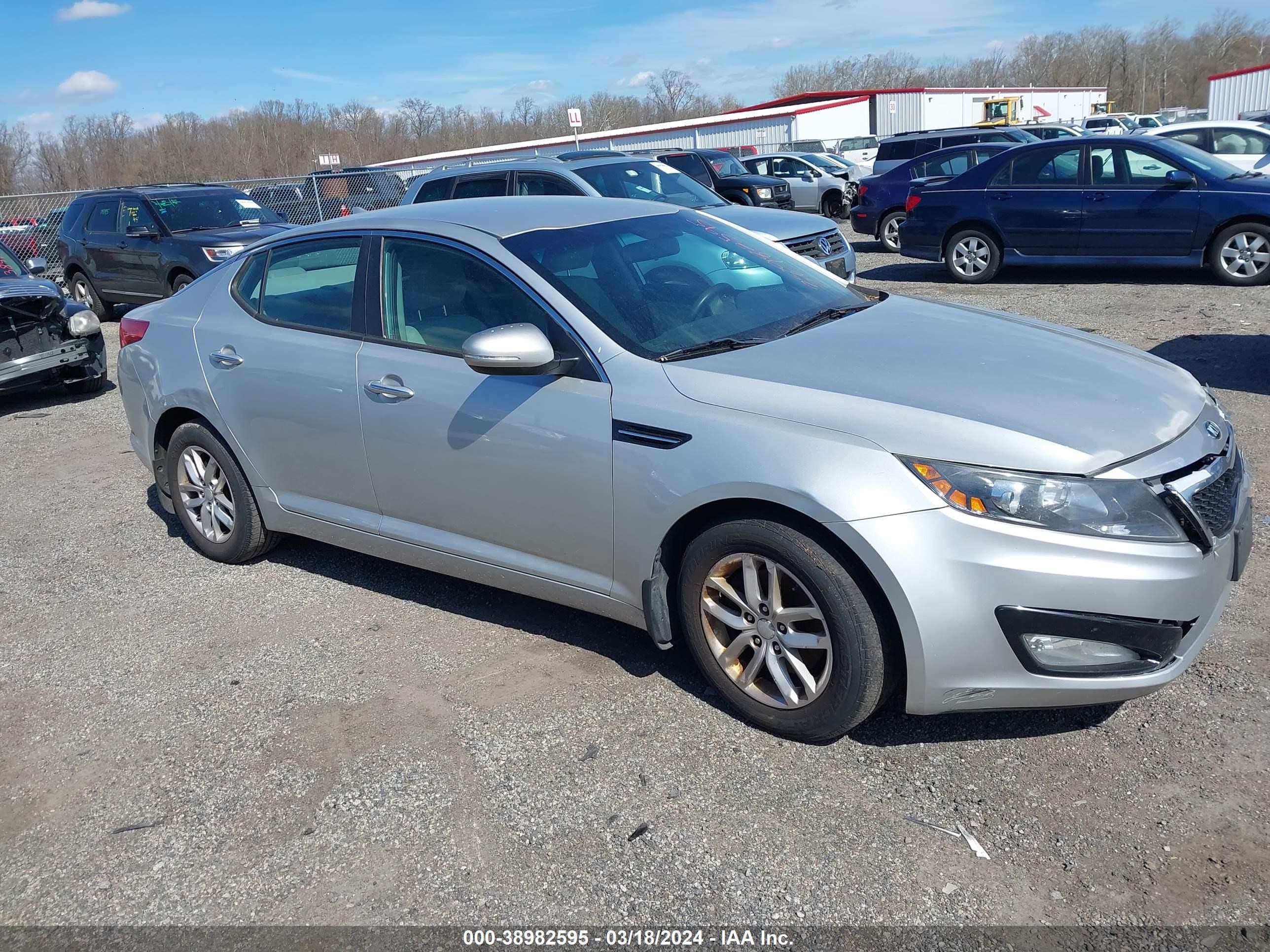 kia optima 2013 5xxgm4a74dg136917