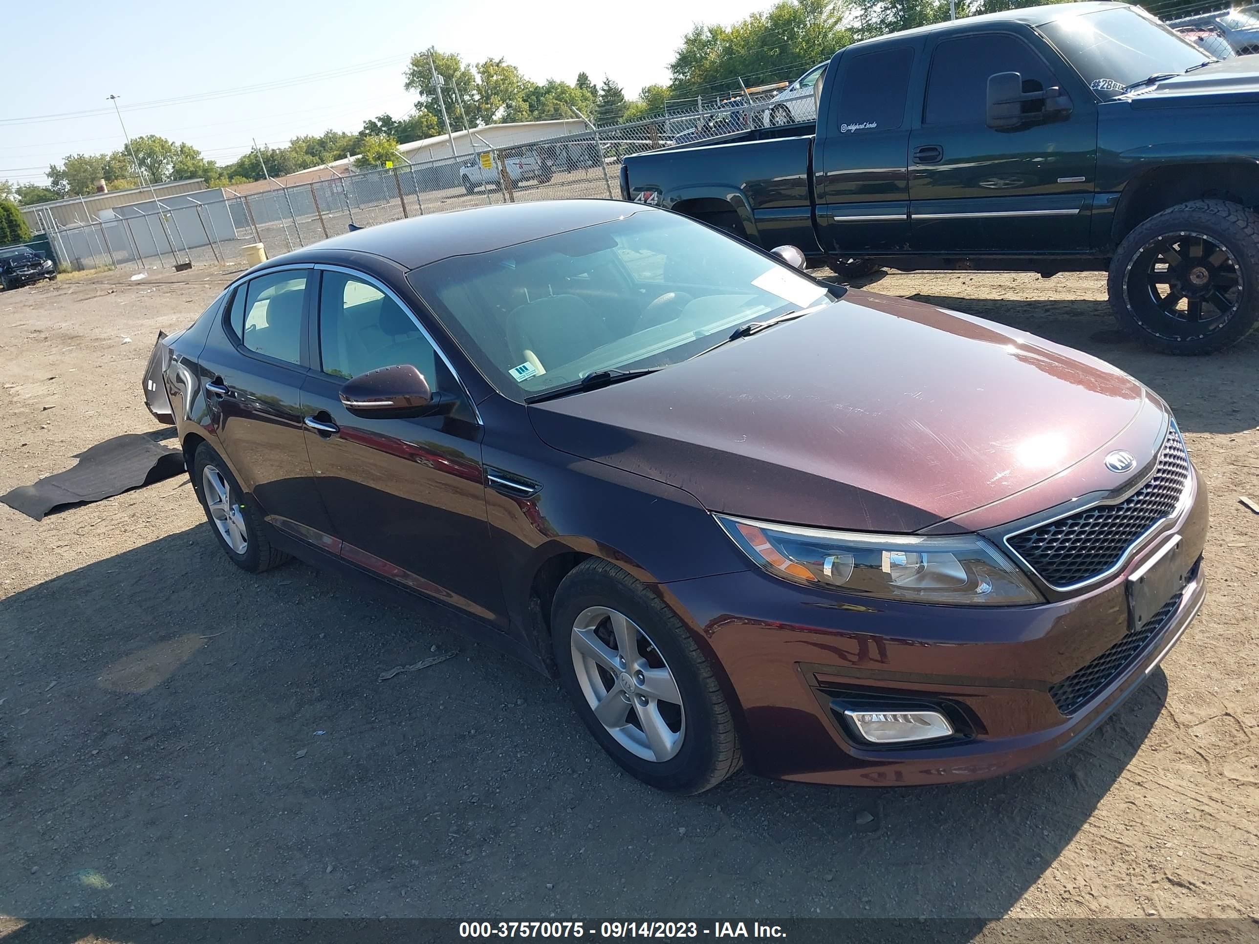 kia optima 2015 5xxgm4a75fg384175