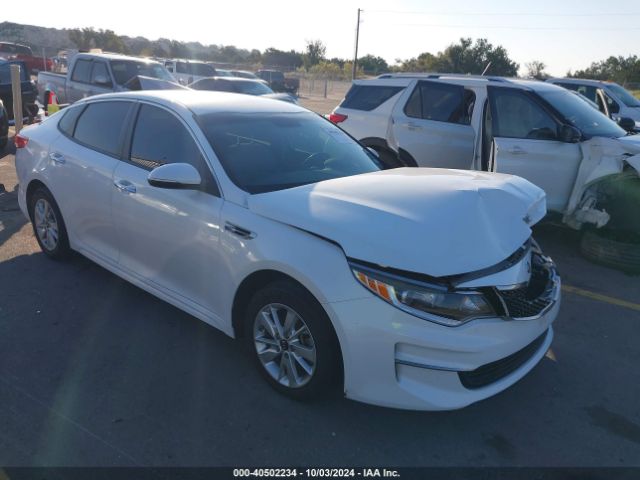 kia optima 2017 5xxgt4l30hg136609