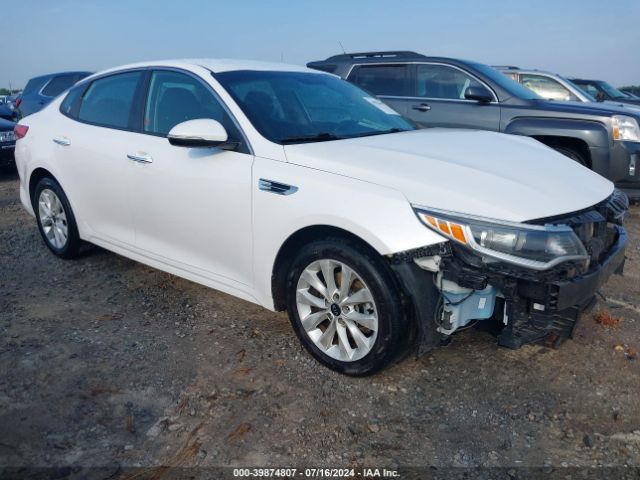 kia optima 2017 5xxgt4l30hg139879