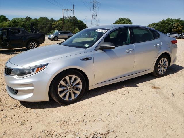 kia optima 2017 5xxgt4l30hg164961