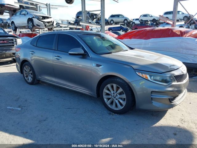 kia optima 2017 5xxgt4l31hg126896