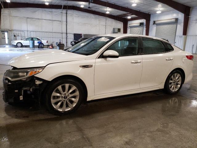 kia optima 2017 5xxgt4l31hg162295