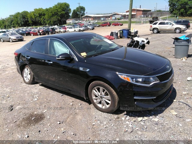 kia optima 2017 5xxgt4l31hg167027