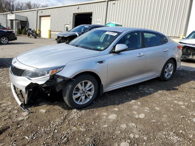 kia optima 2017 5xxgt4l32hg148745