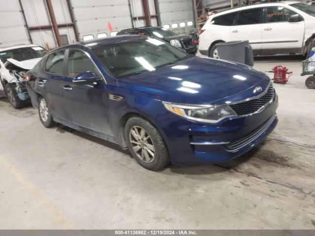 kia optima 2017 5xxgt4l32hg158546