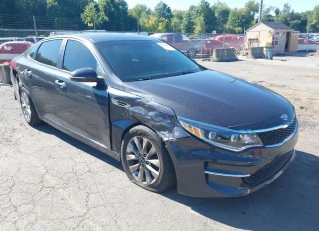 kia optima 2017 5xxgt4l32hg162404