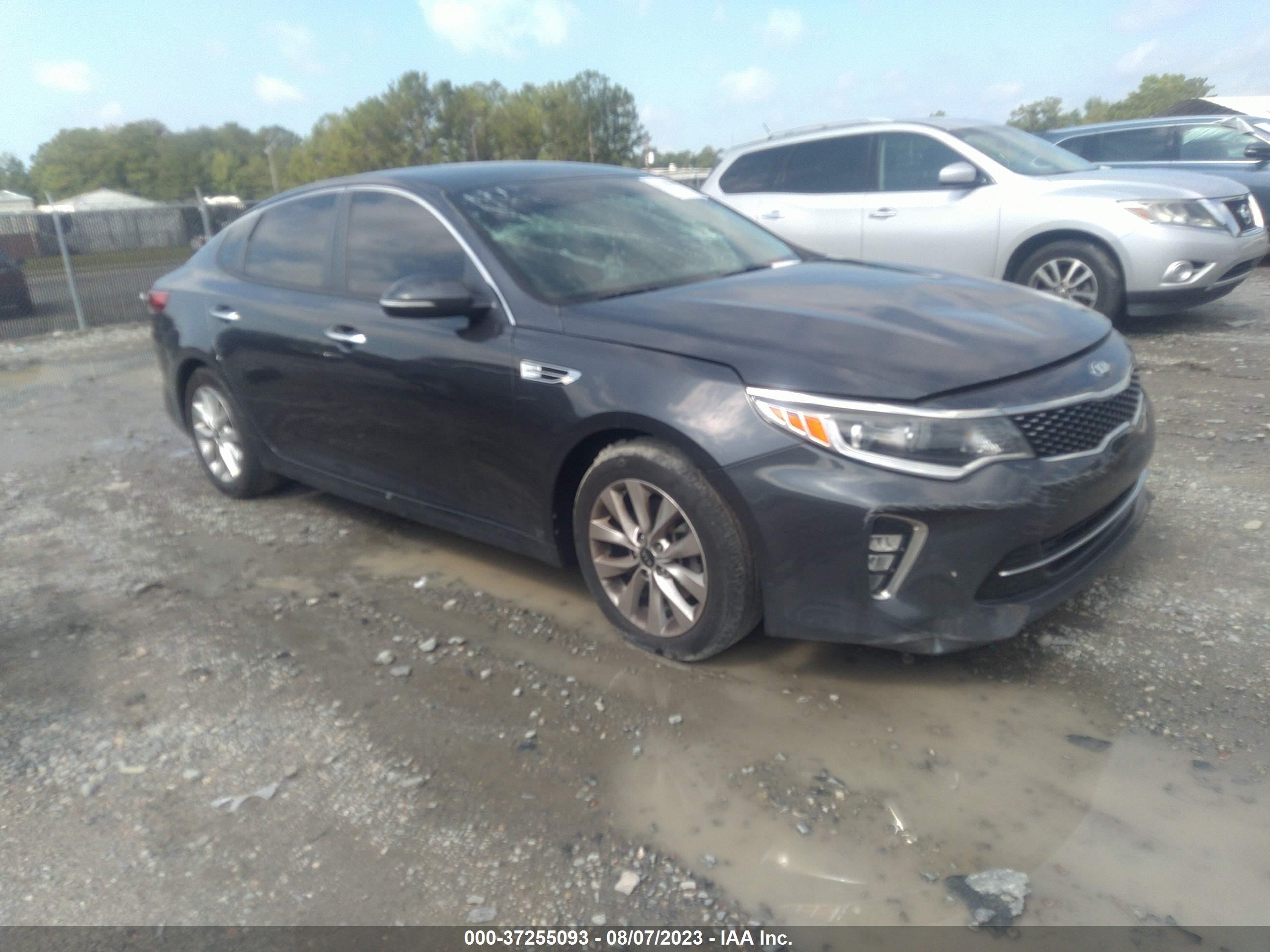 kia optima 2018 5xxgt4l32jg231131