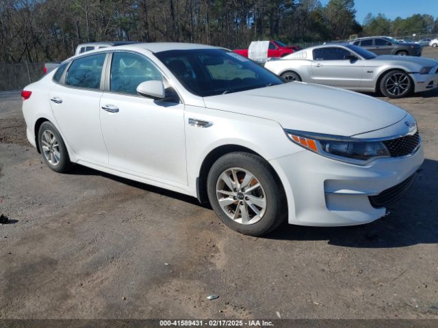 kia optima 2017 5xxgt4l33hg166901