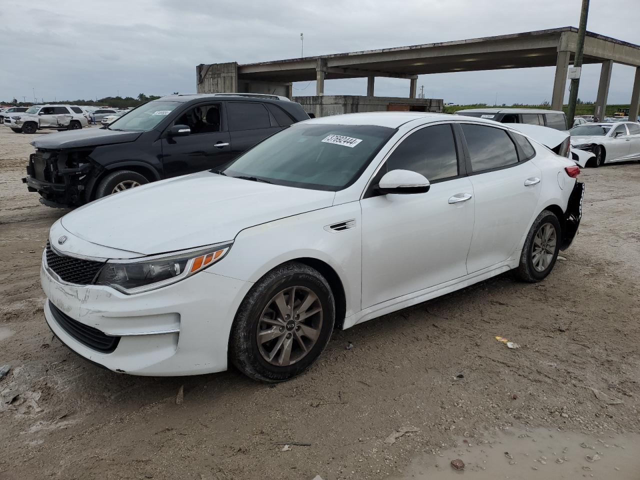 kia optima 2018 5xxgt4l33jg239500