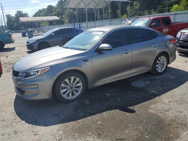 kia optima 2017 5xxgt4l34hg121871