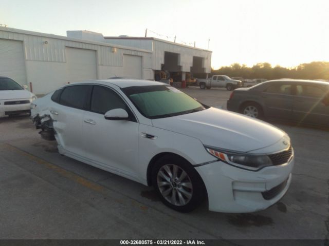 kia optima 2017 5xxgt4l36hg122729