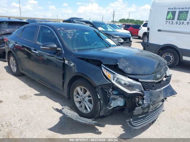 kia optima 2017 5xxgt4l36hg128868