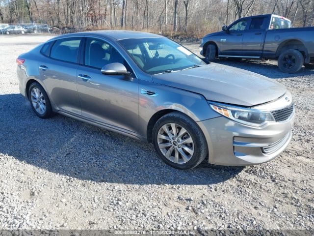 kia optima 2017 5xxgt4l36hg146190