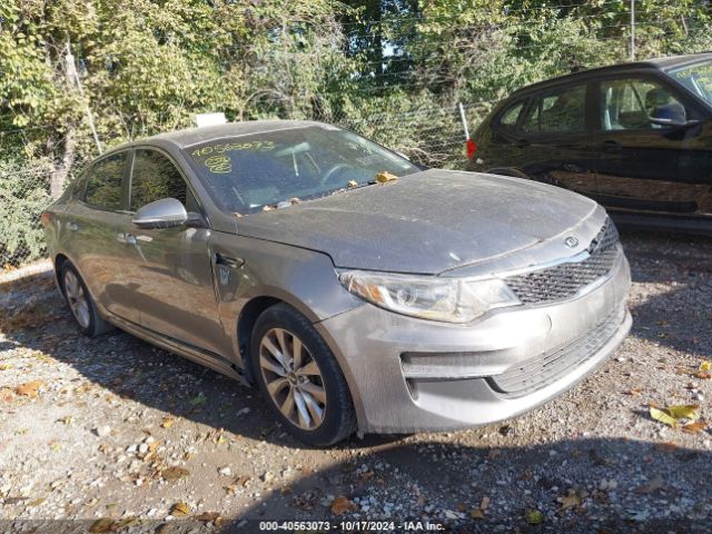 kia optima 2017 5xxgt4l36hg155553