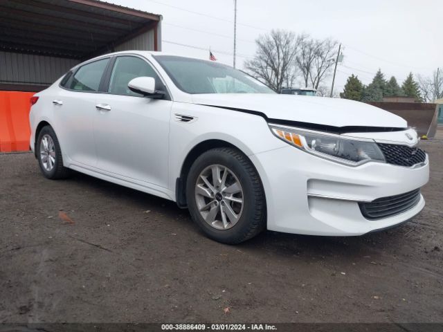 kia optima 2017 5xxgt4l37hg166478