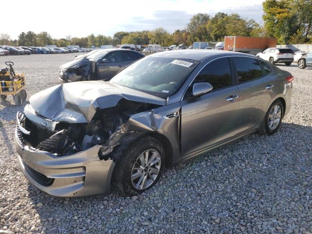 kia optima 2017 5xxgt4l37hg168893