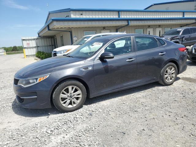 kia optima 2017 5xxgt4l37hg175911