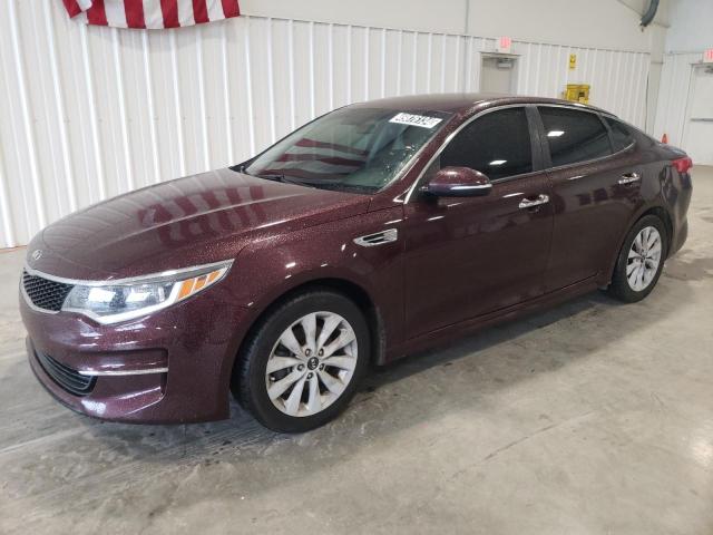 kia optima 2017 5xxgt4l38hg122148