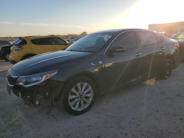 kia optima lx 2017 5xxgt4l38hg131142