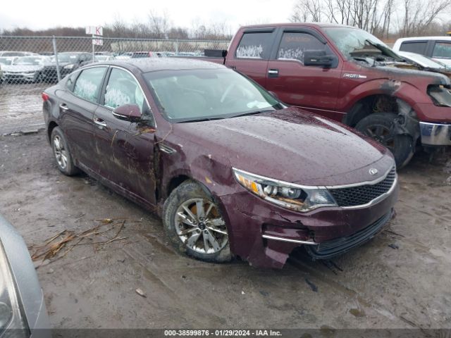 kia optima 2017 5xxgt4l38hg160625