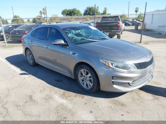 kia optima 2016 5xxgt4l39gg002017