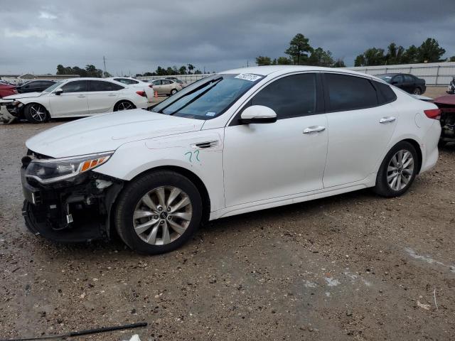 kia optima 2017 5xxgt4l39hg147978