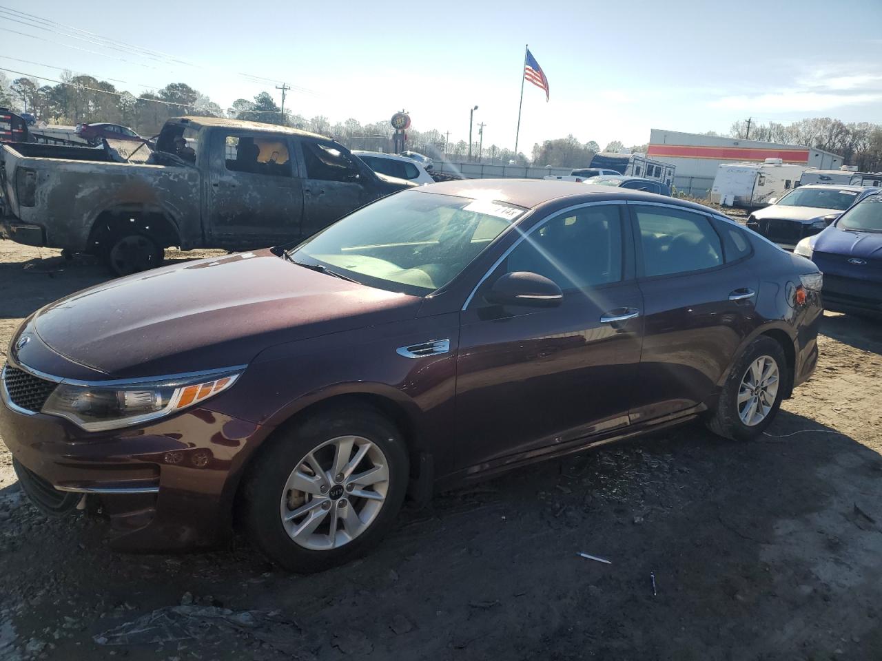 kia optima 2017 5xxgt4l3xhg127125